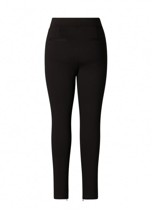 Mustat treggin housut