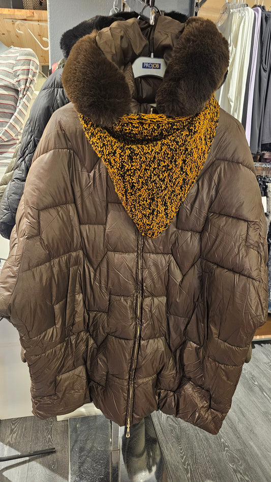 Näyttävä toppatakki ruskea ja musta