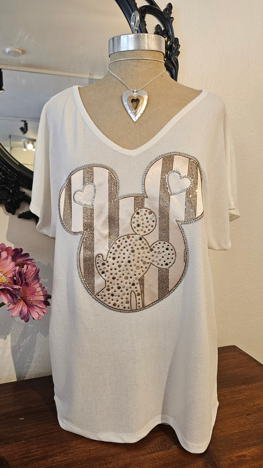 Mikkihiiri. Mikki-hiiri. Bling bling paita. T-paita. Valkoinen t-paita. Kesäpaita.