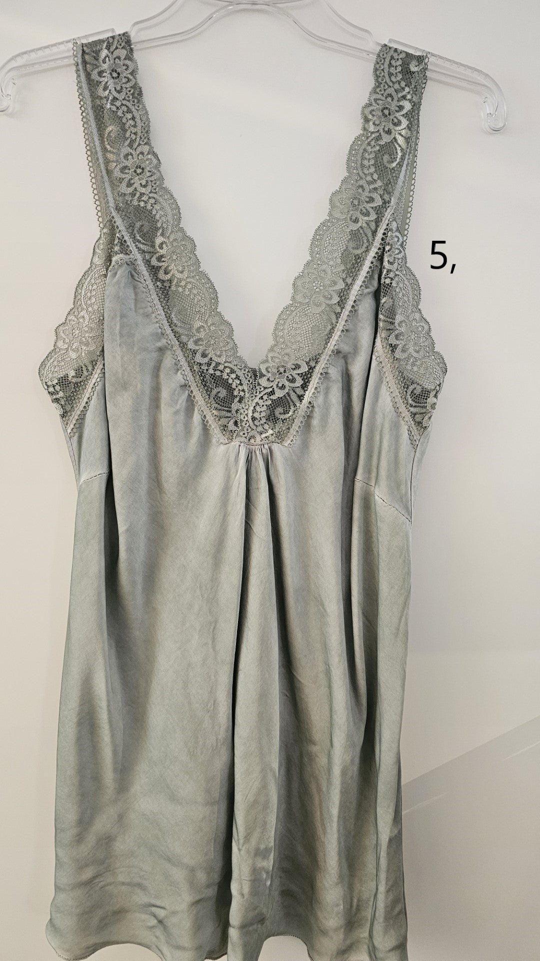 Pitsitoppi koko 2. L/XL eri värejä