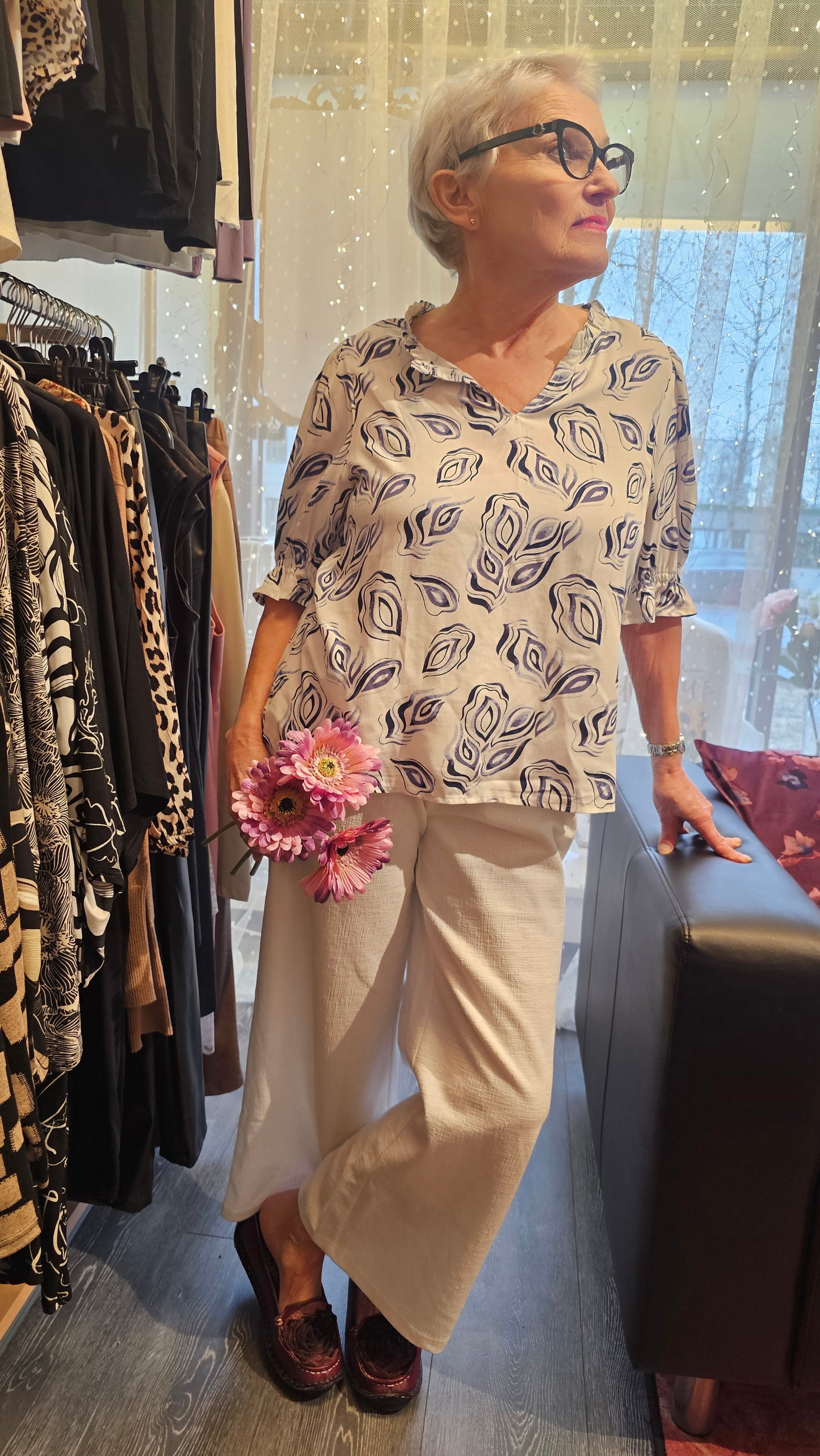 Valkoiset kesähousut