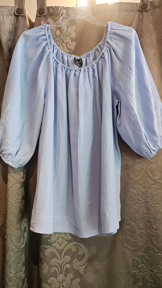 Vaaleansininen pusero