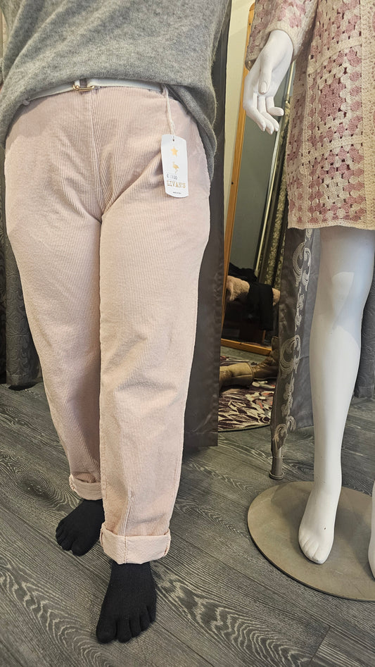 Joustavat housut. Puuteripinkki