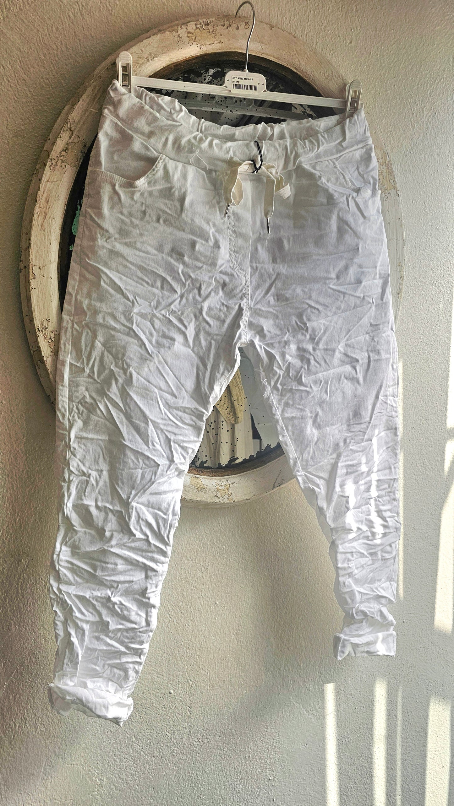 Joustohousut monta väriä