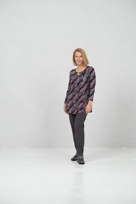 Xl tunika. Eläinkuosi tunika. Reilu tunika-